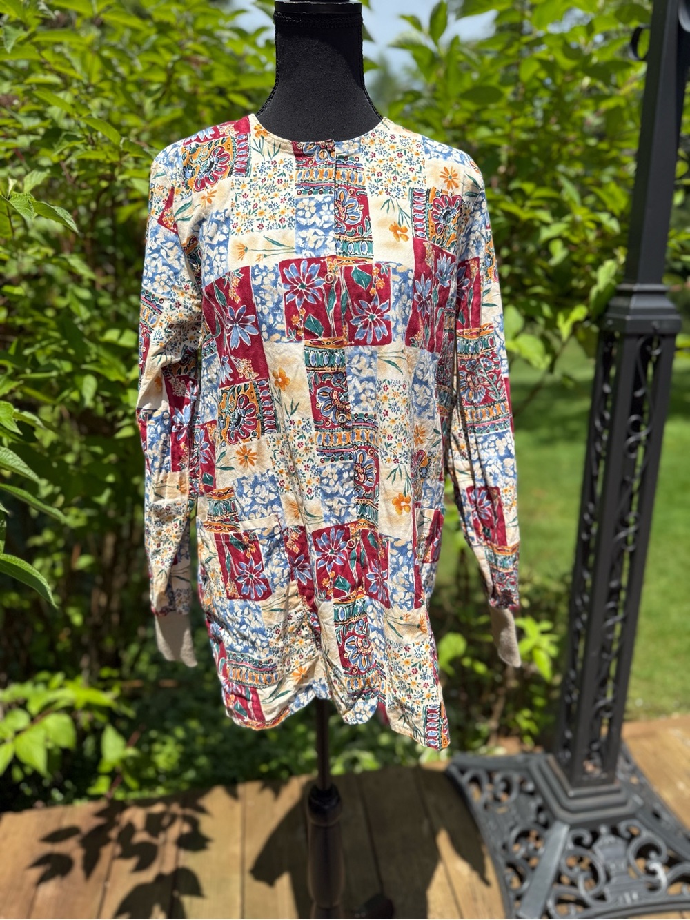 Women's Long Sleeve Floral Design Scrub Top Size M-large